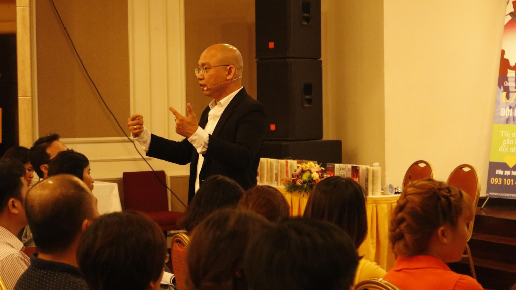 Kỹ thuật kể chuyện cho trainer, Storytelling for trainer, kể chuyện trong đào tạo, kỹ năng cho trainer, Trainer toàn diện